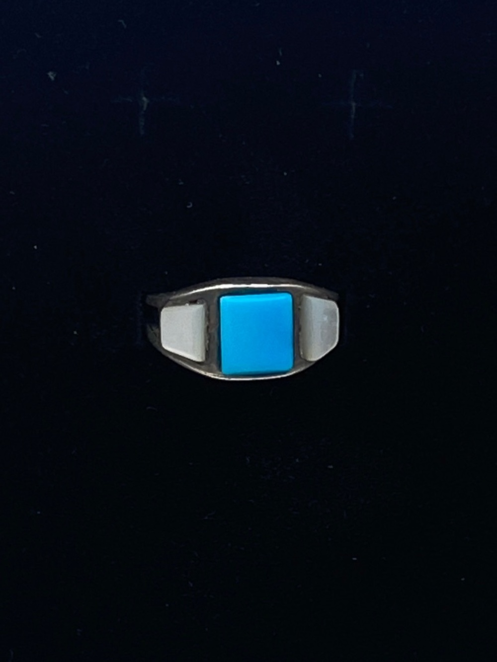 Vintage Coin Silver Ingot Likely Robin Blue Turquoise Mother of Pearl Inlay Ring